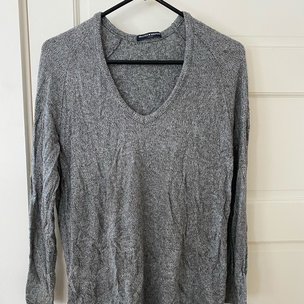Brandy Melville soft V-Neck Sweater
